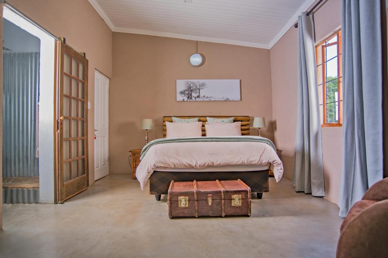 Caracal Lodge Alkmaar エクステリア 写真